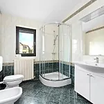 Crogo Casa Elizabeta