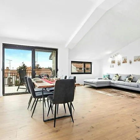 Crogo Casa Elizabeta